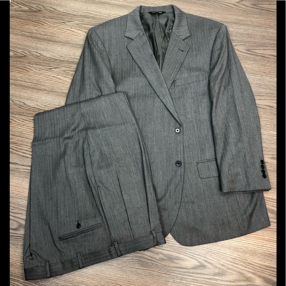 Jos A Bank Cambridge Grey Suit 46R